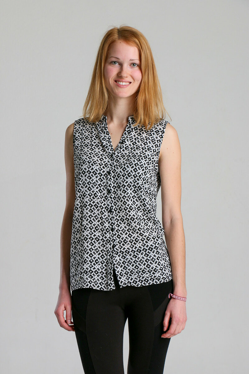 Любовь, 23 года, 2 размер груди